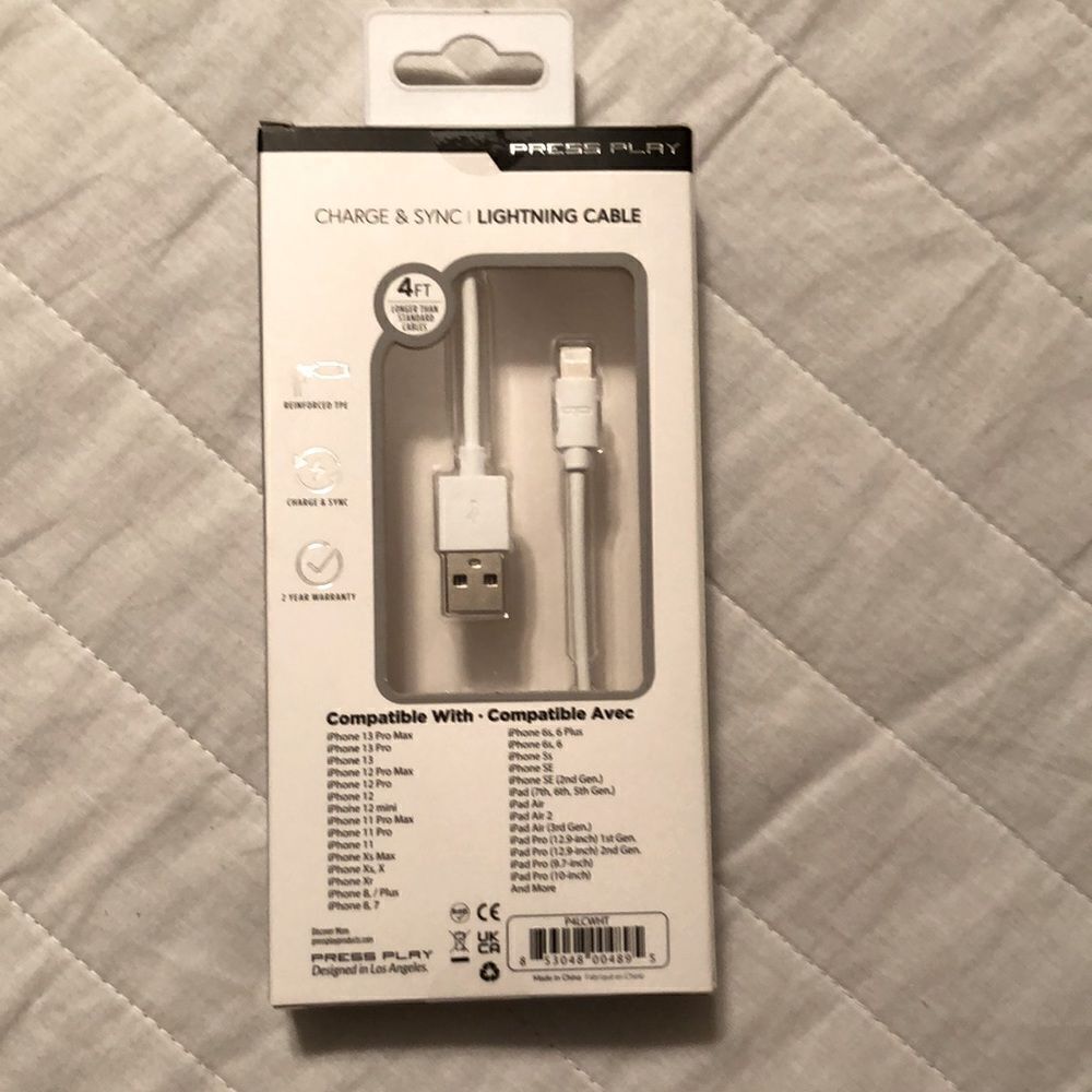 Press Play 4 FT Lightning Cable in White